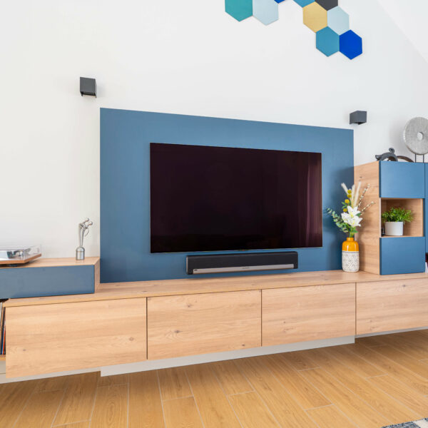 http://meuble%20tv%20sur%20mesure